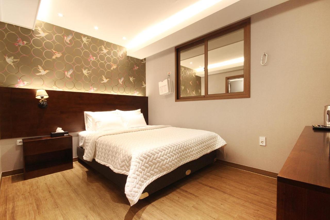 Hotel Momo Pusan Zewnętrze zdjęcie